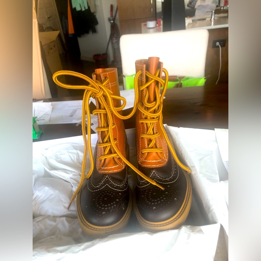 SOLD-Chloe boots 37